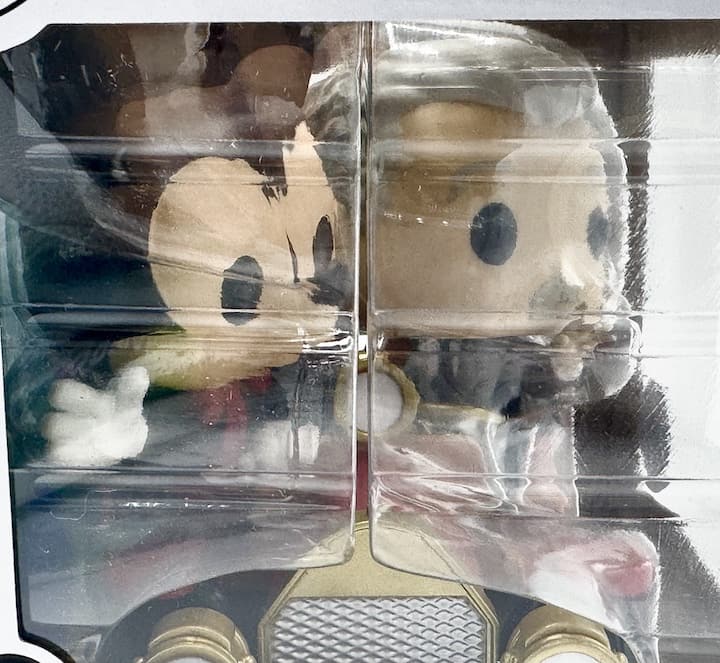Funko Pop Rides Mickey Mouse and Walt Disney Fire Engine 312 DLR 70th Right Side Close Up