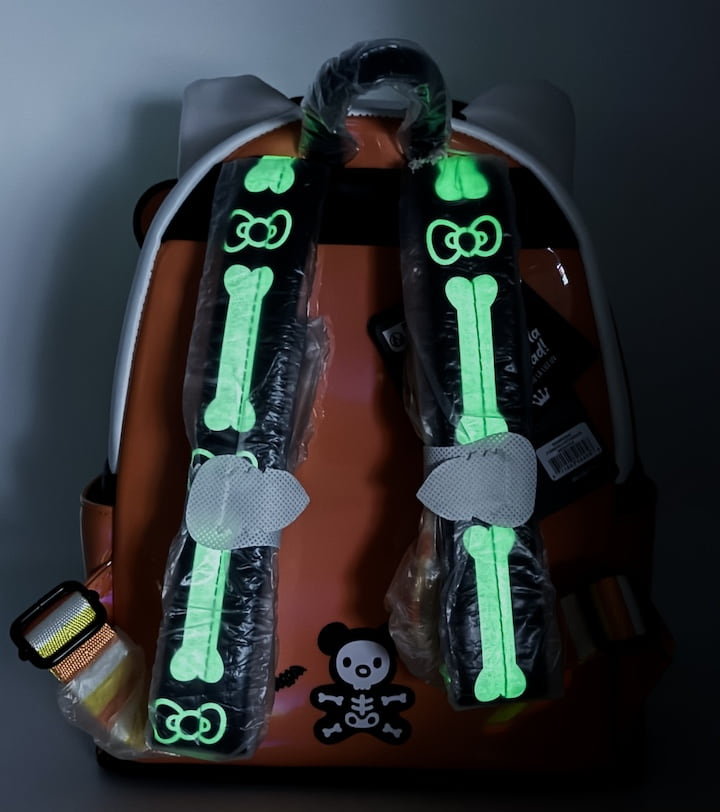 Loungefly Hello Kitty Skeleton Mini Backpack Sanrio NYCC 2024 Bag Straps Glow In The Dark Effect