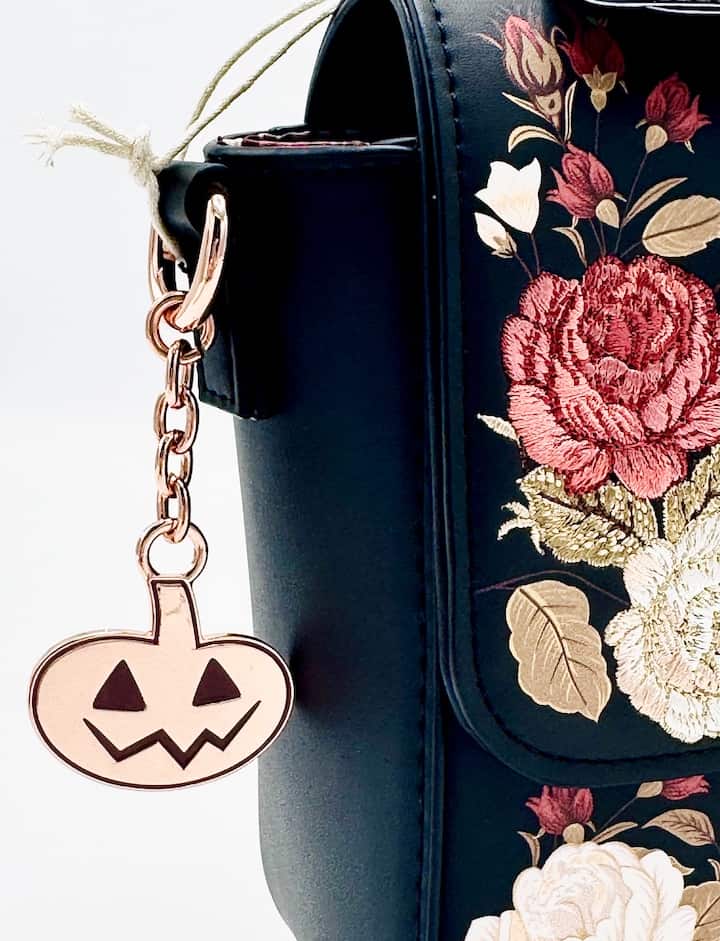 Loungefly Nightmare Before Christmas Floral Crossbody Bag Red Design Pumpkin Keyring