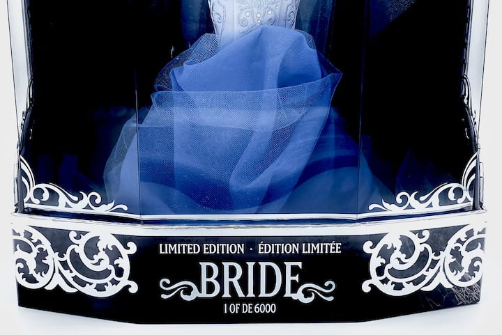 Haunted Mansion Doll Disney Constance Hatchaway Bride Limited Edition Front Fishtail Hem