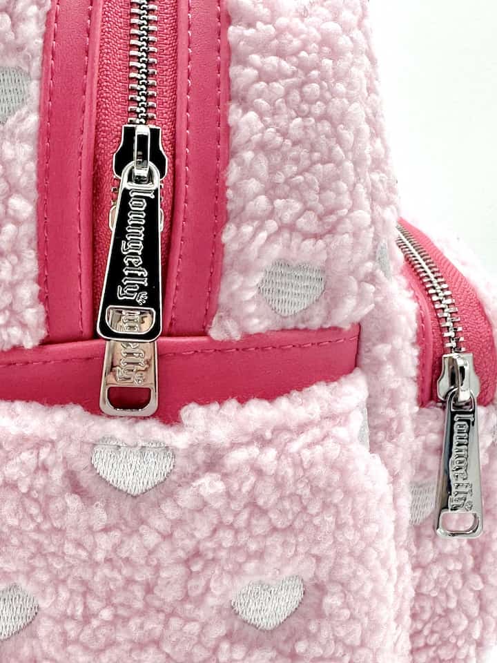 Loungefly Minnie Mouse Strawberry Scented Mini Backpack Sherpa Bag Zips