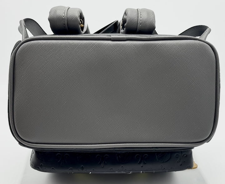 Loungefly The Black Pearl Mini Backpack Pirates of the Caribbean Bag Base