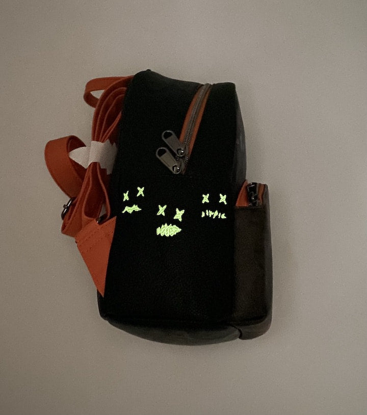 GLOW THE SPACE BACKPACK (GLOW IN THE DARK EFFECT)