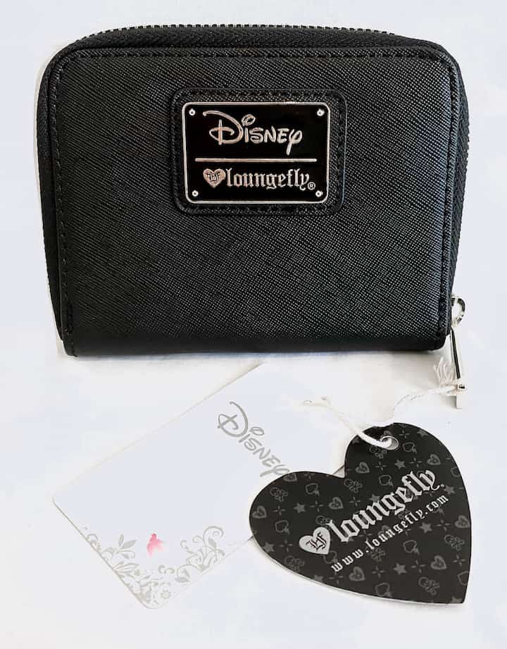Loungefly Disney Alice in Wonderland Surprised Wallet Purse Heart Logo Back